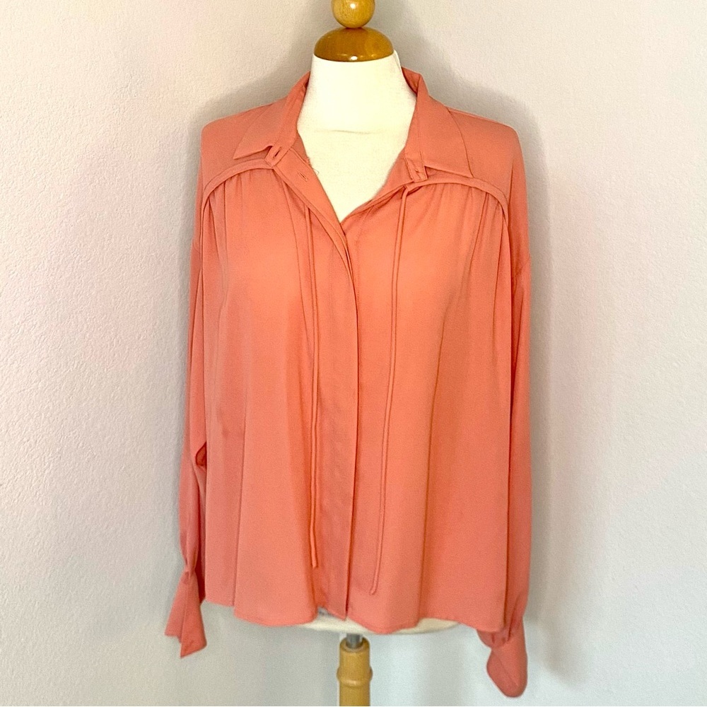 Preowned Express coral blouse size medium